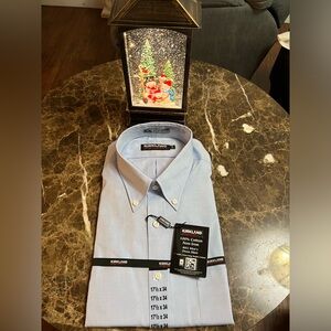 New, Men’s 100% Cotton Non-Iron Kirkland button down Long sleeve dress shirt.
